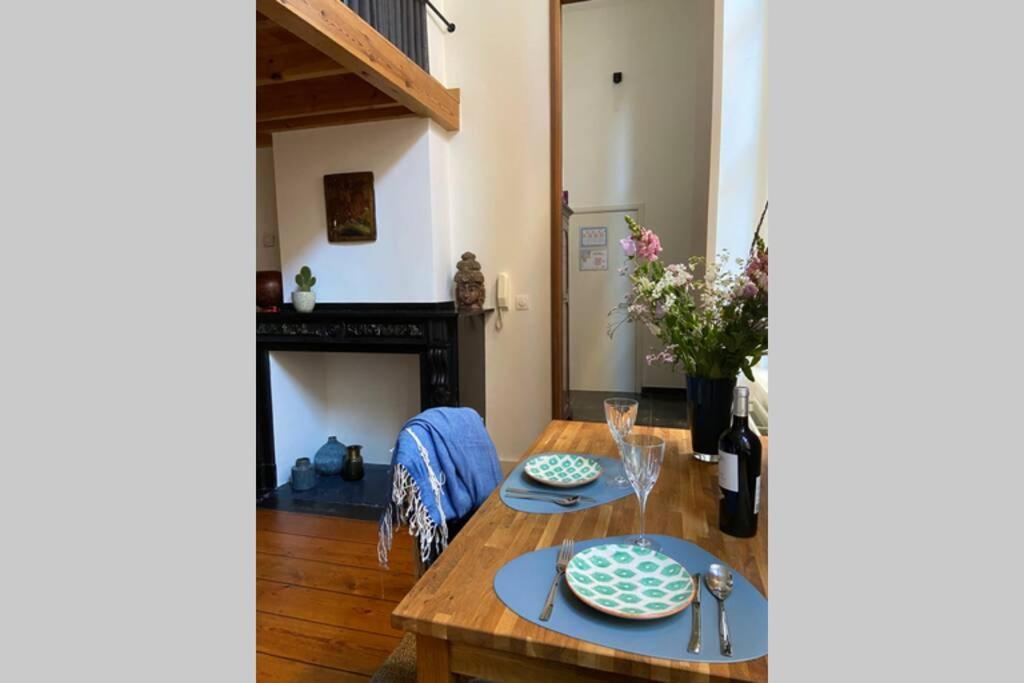 Duplex In Historical Centre With Private Courtyard Apartment Antwerp Exterior photo