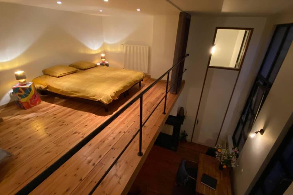 Duplex In Historical Centre With Private Courtyard Apartment Antwerp Exterior photo
